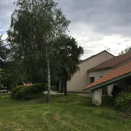 Spacieux Avec Piscine Et Parc Arbore Clos * Lanzac