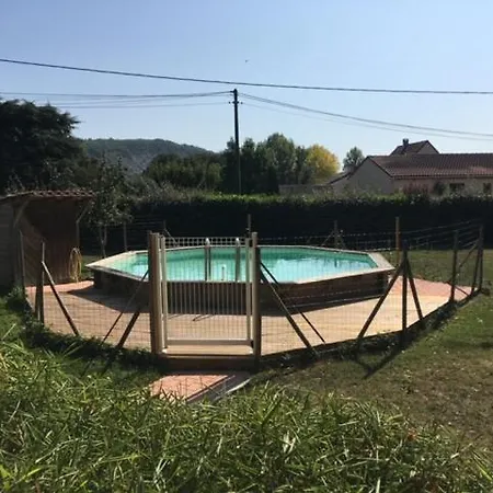 Spacieux Avec Piscine Et Parc Arbore Clos